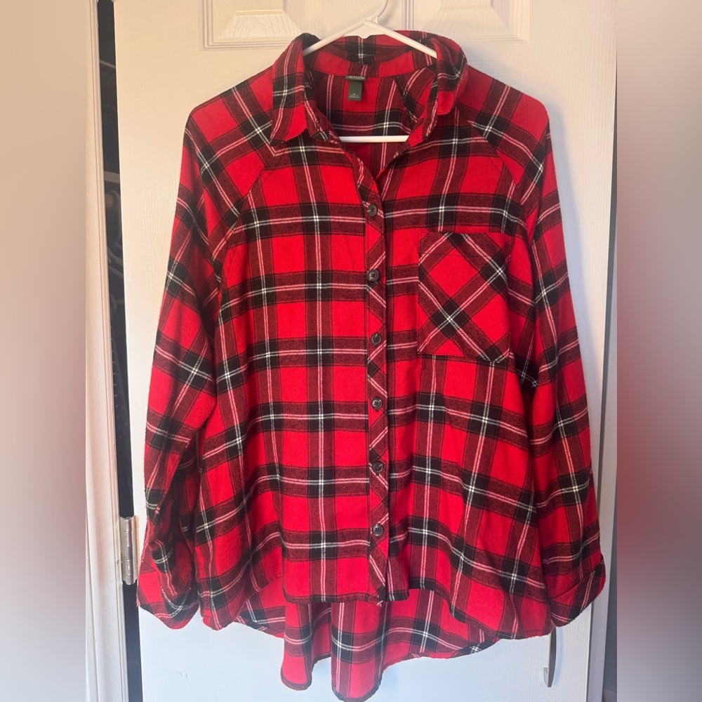 wild fable Red and Black Plaid Shirt Blouse size Medium
